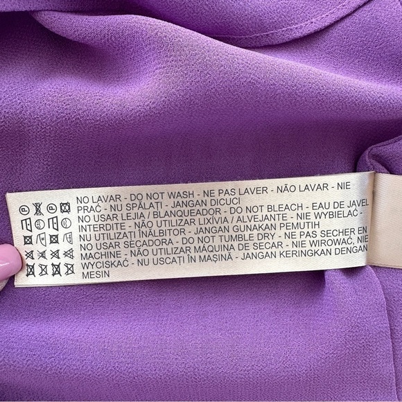 Massimo Dutti off-shoulder top with  3/4 length bell sleeves, pleated, loose fit - Picture 11 of 11